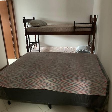 Toninhas 300 Mts Mar Apartman Ubatuba Kültér fotó